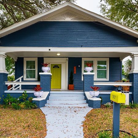 The Green Door In Ybor Tampa Exterior photo